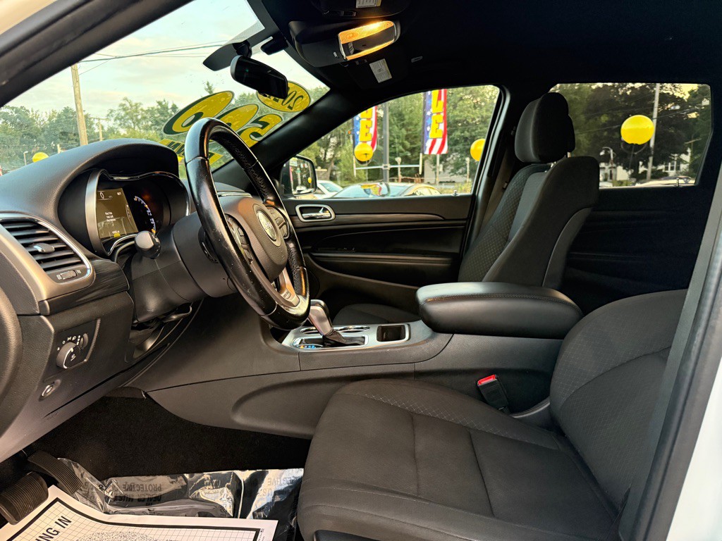 2021 Jeep Grand Cherokee Image 25