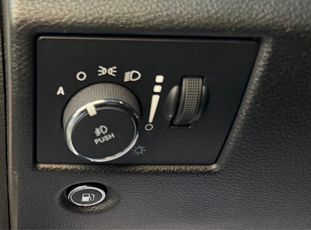 2021 Jeep Grand Cherokee Image 28