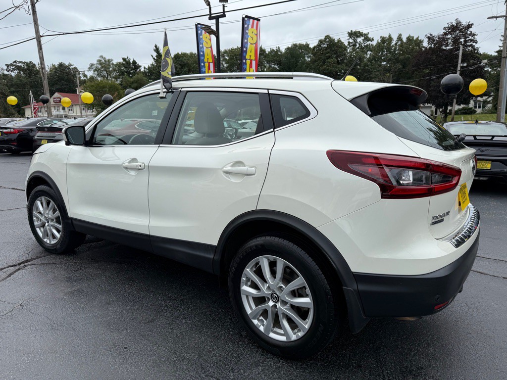 2020 Nissan Rogue Image 4