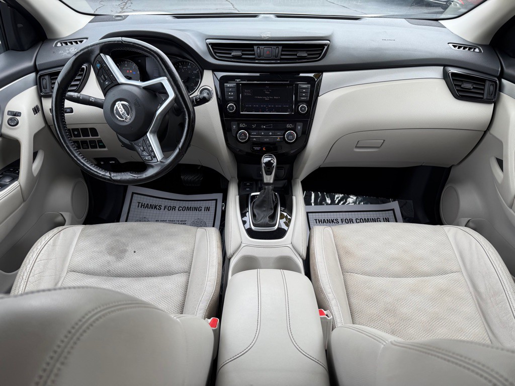 2020 Nissan Rogue Image 10