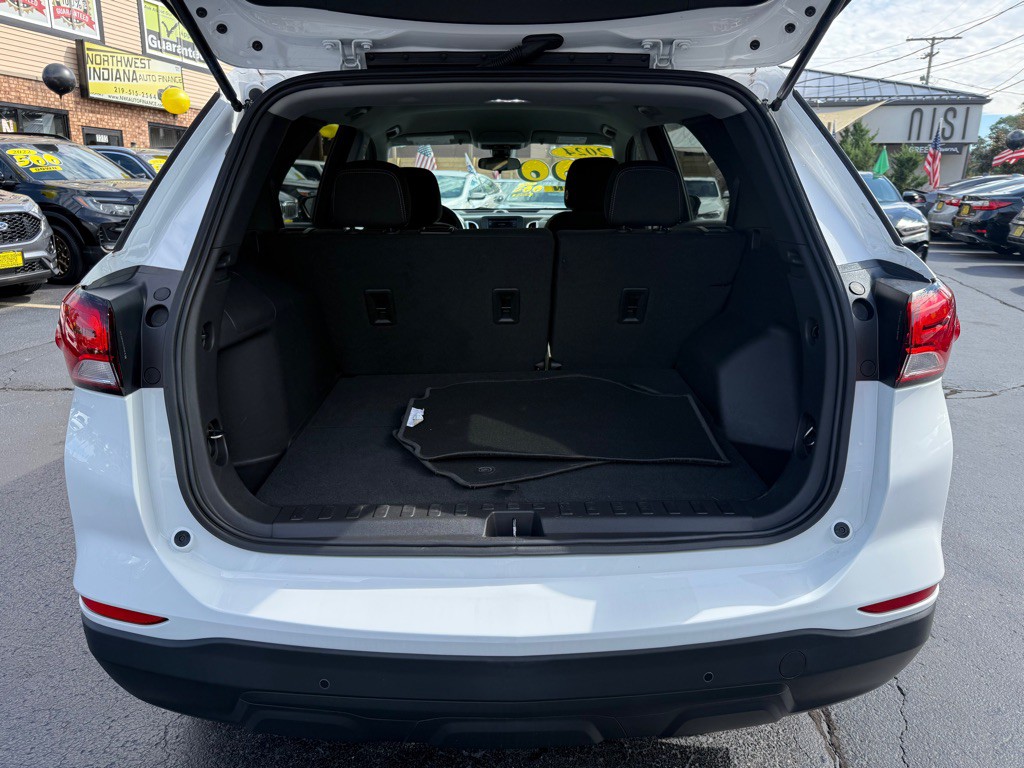 2024 Chevrolet Equinox Image 14