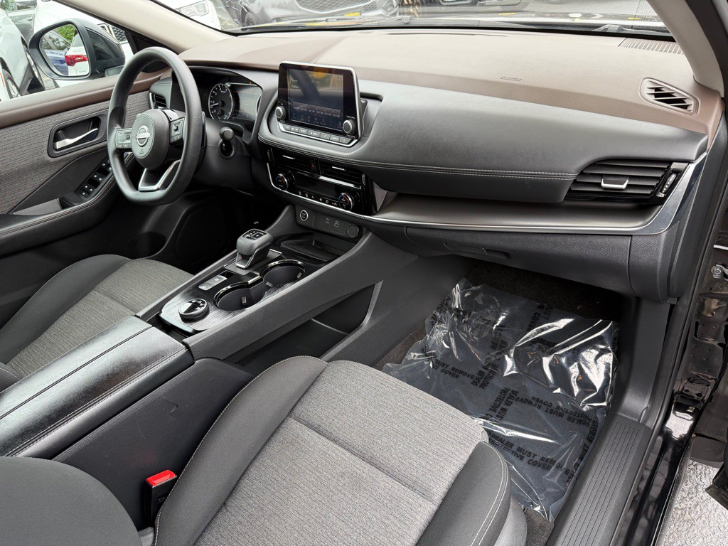 2023 Nissan Rogue Image 8