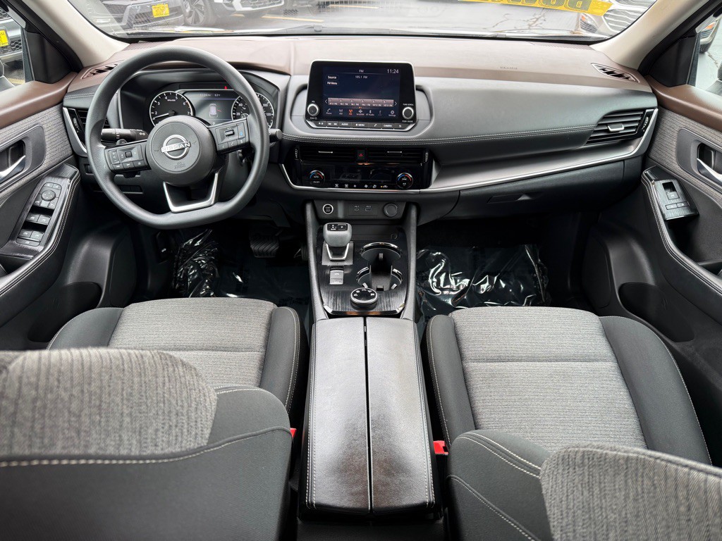 2023 Nissan Rogue Image 10