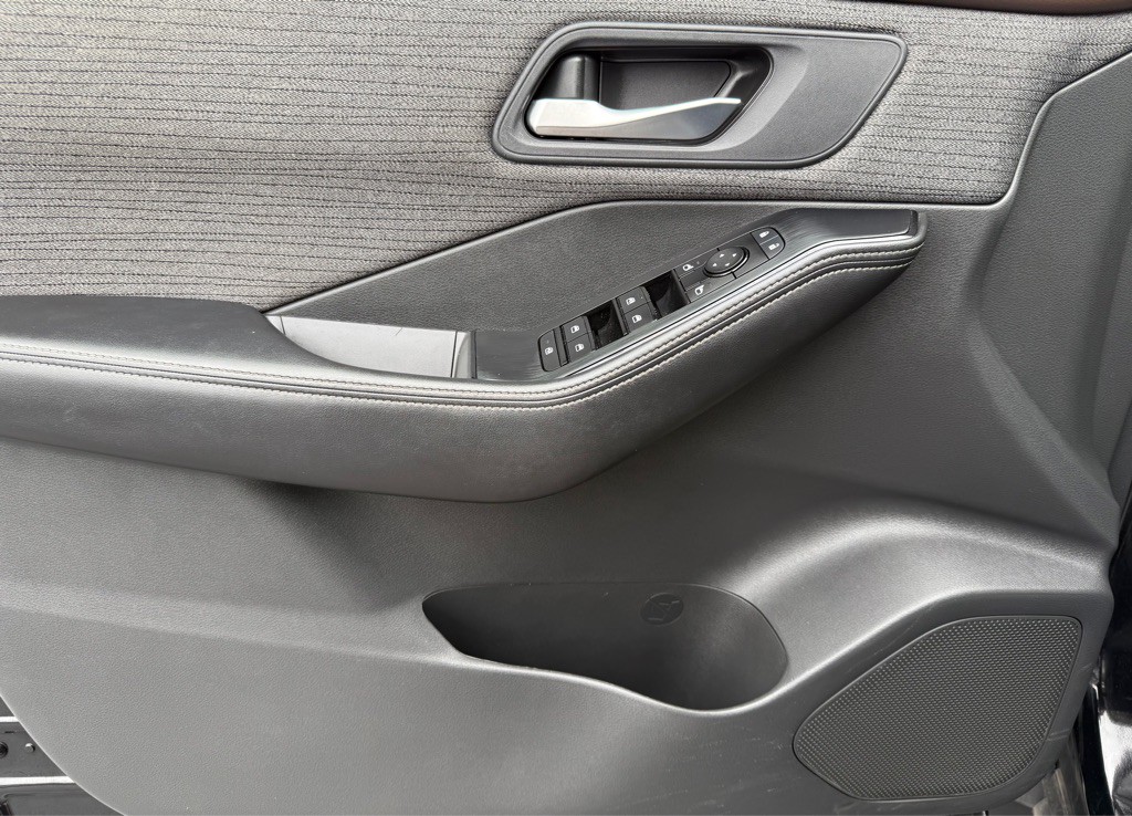 2023 Nissan Rogue Image 27