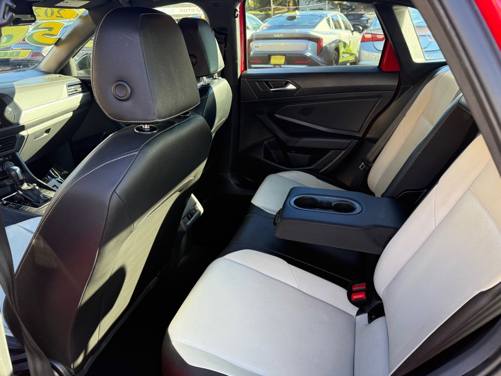 2021 Volkswagen Jetta Image 25