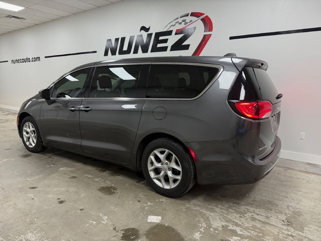 2019 Chrysler Pacifica Image 5