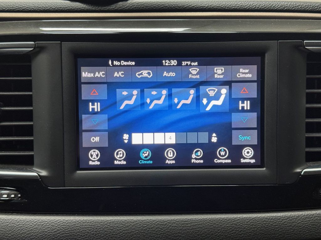 2019 Chrysler Pacifica Image 30