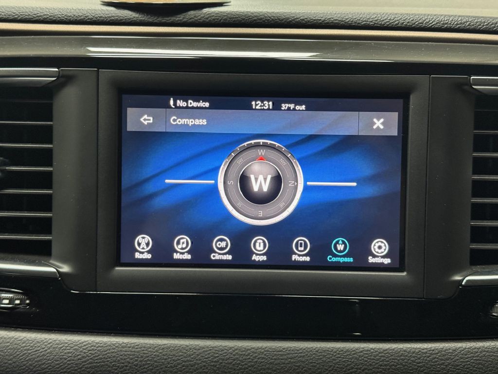 2019 Chrysler Pacifica Image 33