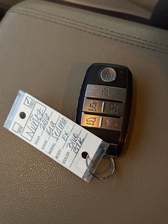 2016 Kia Sedona Image 33