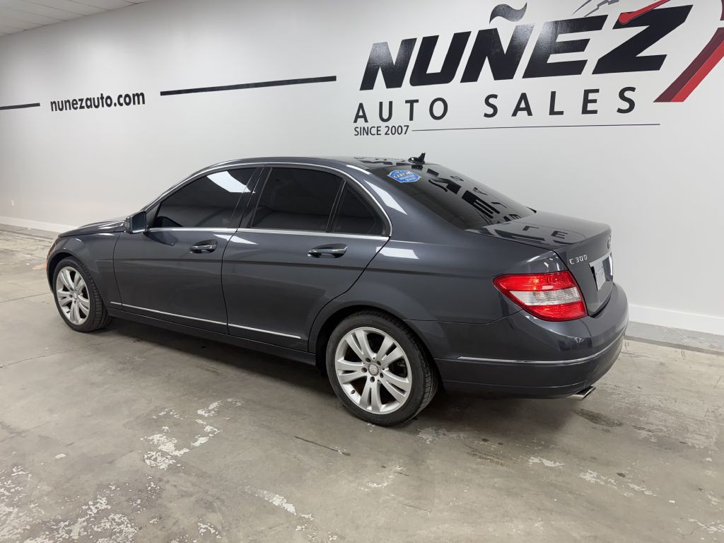 2011 Mercedes-Benz C-Class Image 5