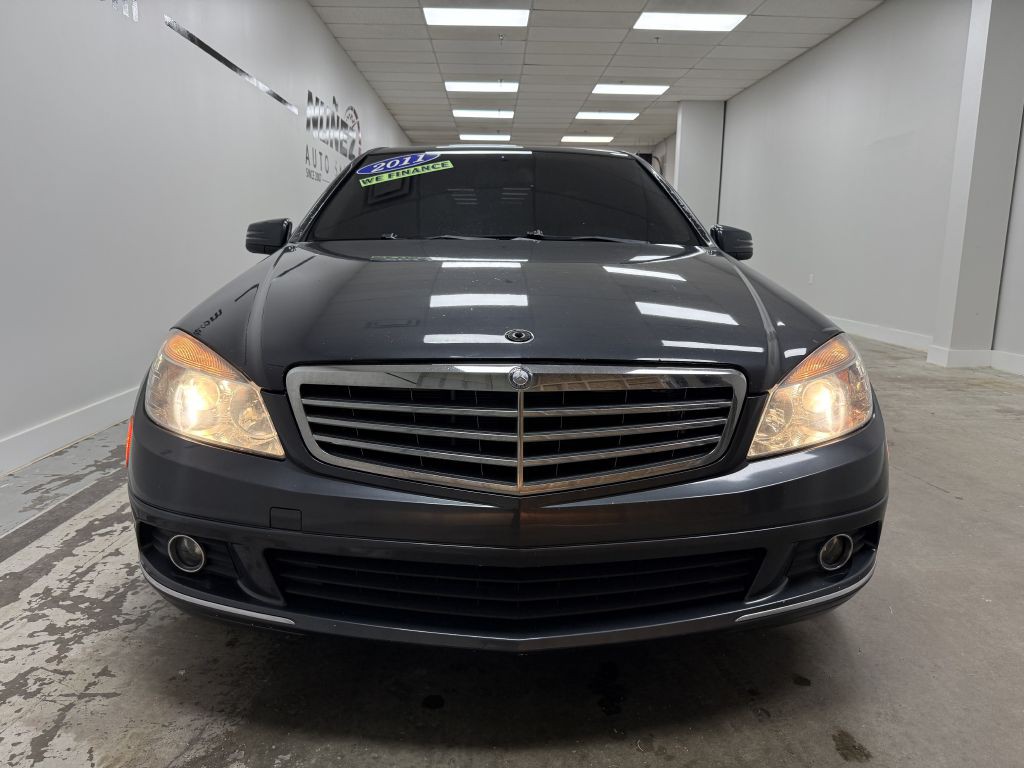 2011 Mercedes-Benz C-Class Image 8