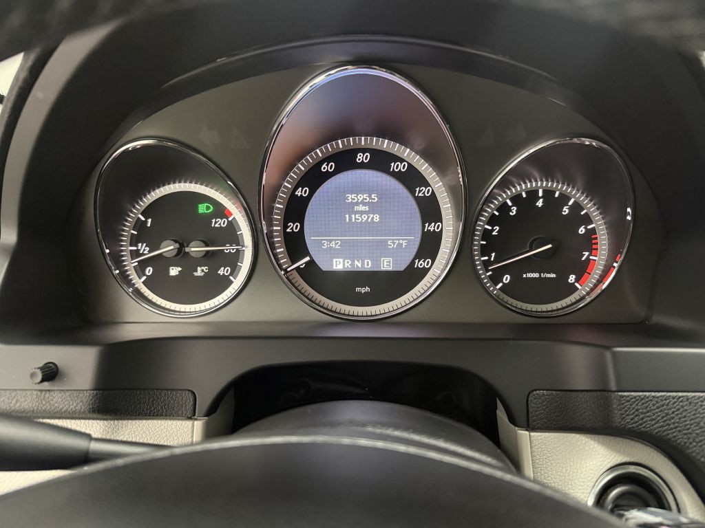 2011 Mercedes-Benz C-Class Image 13