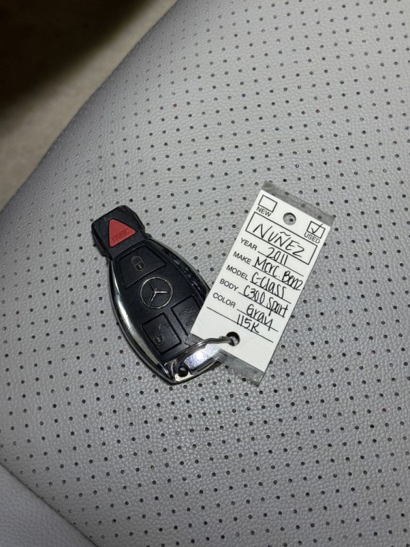 2011 Mercedes-Benz C-Class Image 29