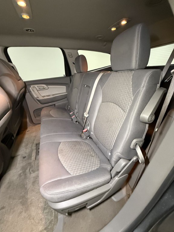 2011 Chevrolet Traverse Image 15