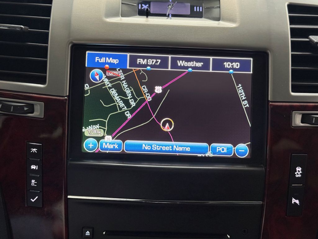 2012 Cadillac Escalade Image 30