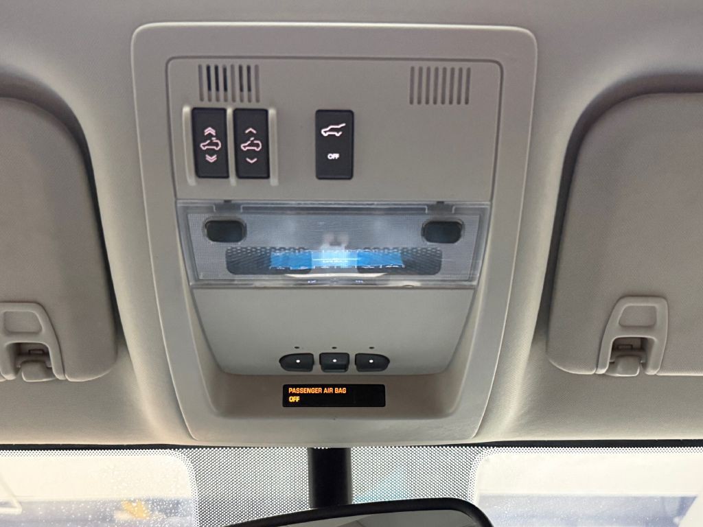 2012 Cadillac Escalade Image 34