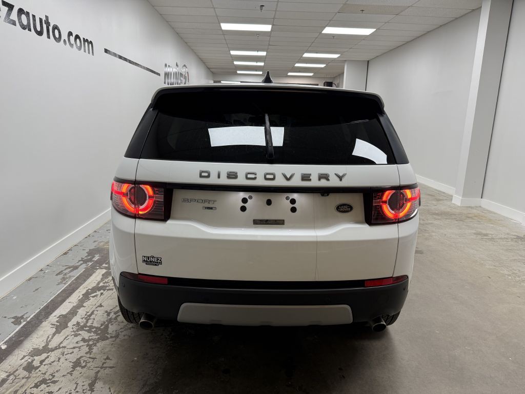 2017 Land Rover Discovery Sport Image 4