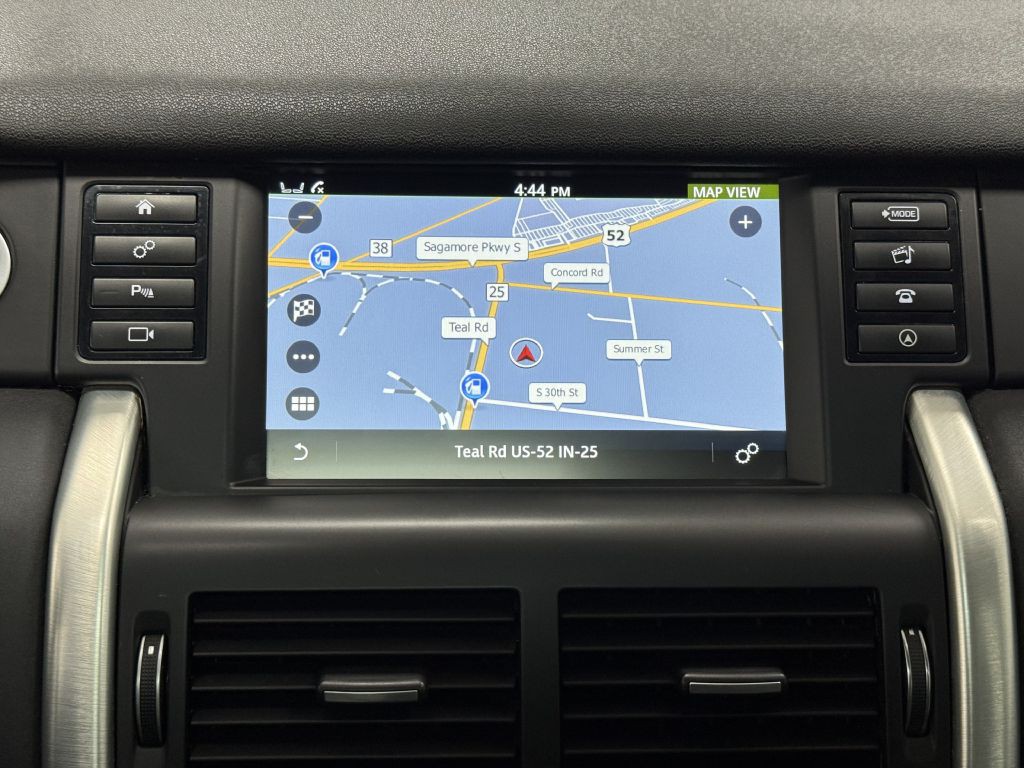 2017 Land Rover Discovery Sport Image 22