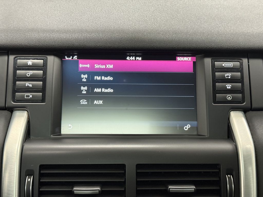 2017 Land Rover Discovery Sport Image 23