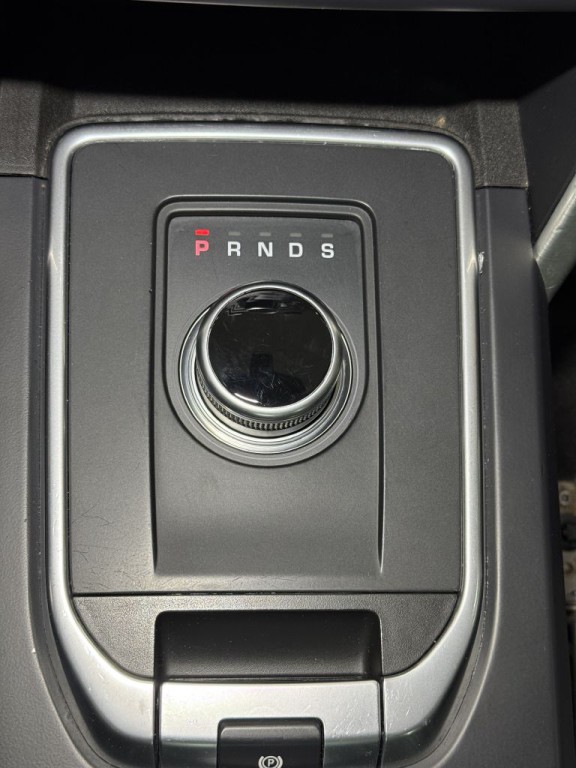 2017 Land Rover Discovery Sport Image 27