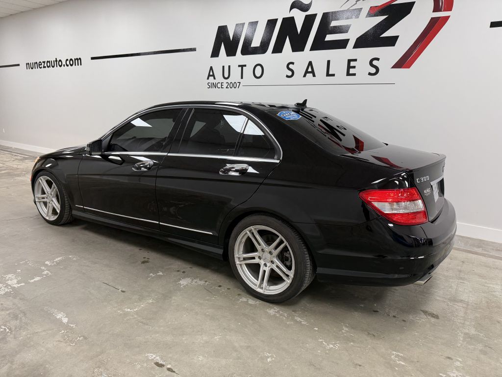 2011 Mercedes-Benz C-Class Image 5