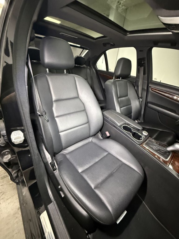 2011 Mercedes-Benz C-Class Image 11