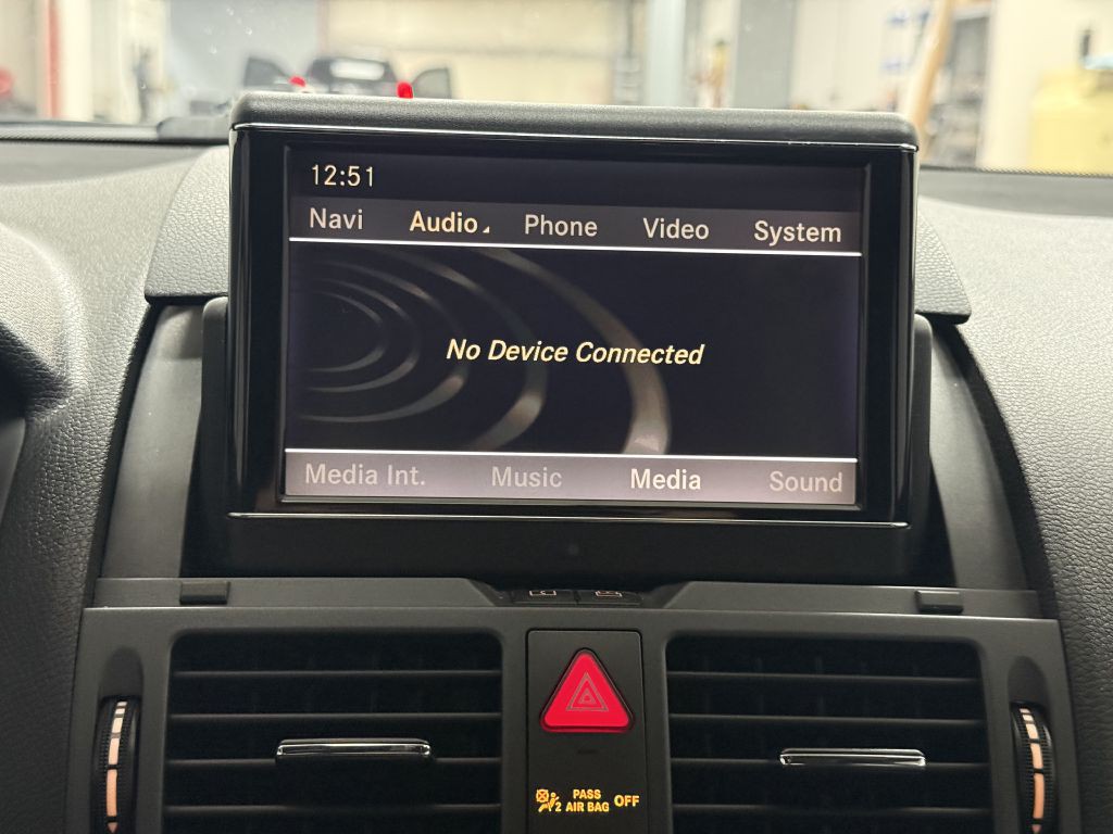 2011 Mercedes-Benz C-Class Image 17