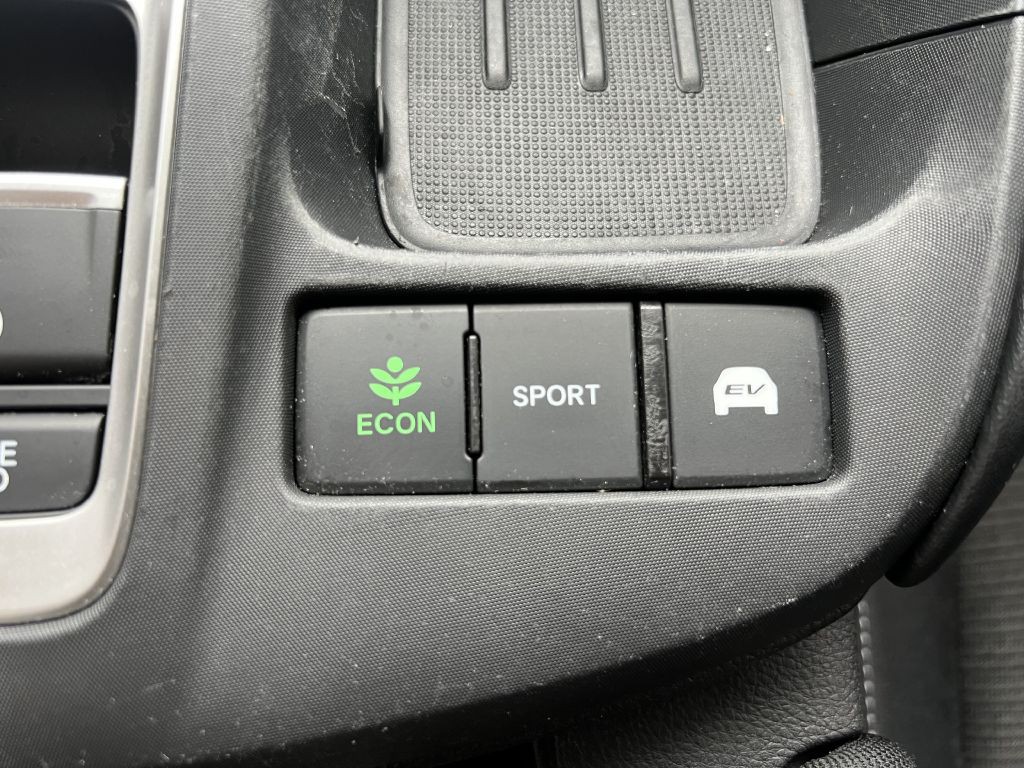 2022 Honda Insight Image 25