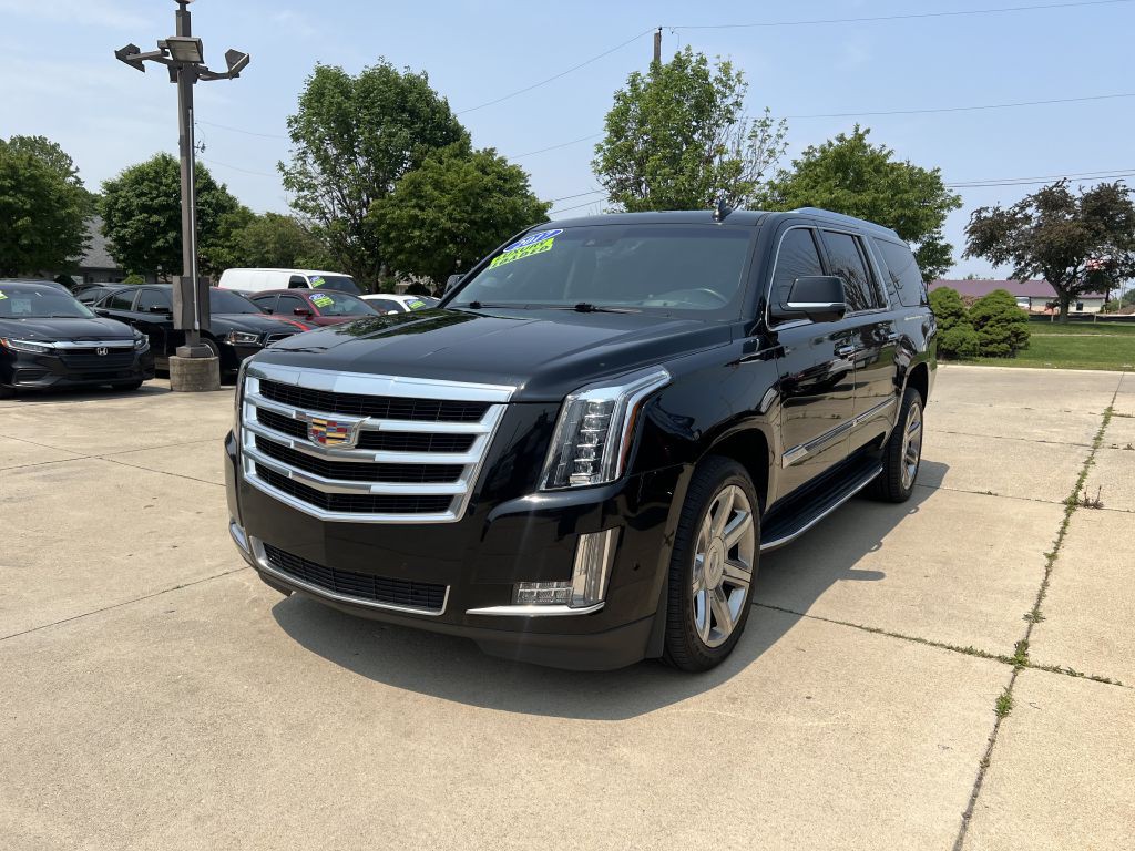 2017 Cadillac Escalade Image 7