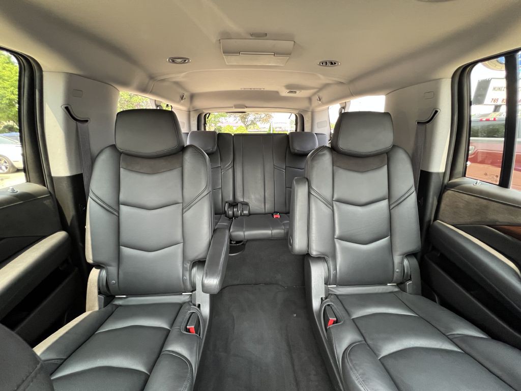 2017 Cadillac Escalade Image 24