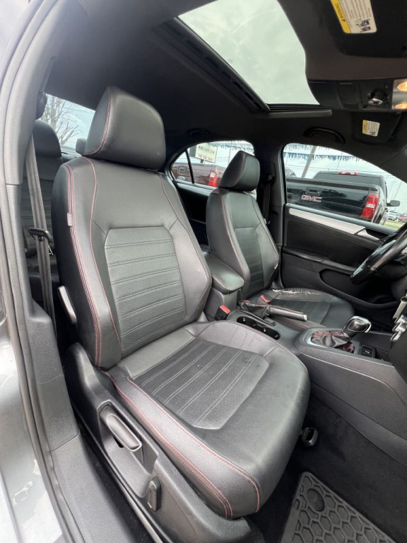 2013 Volkswagen Jetta Image 14