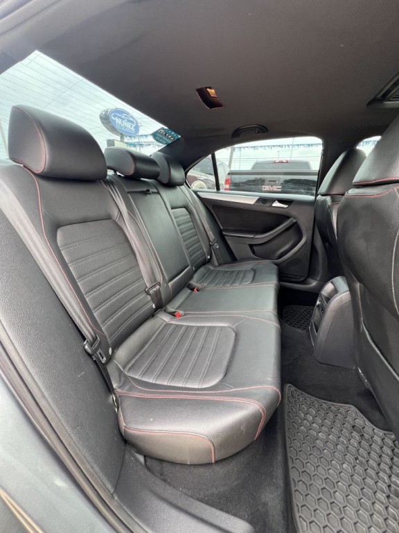 2013 Volkswagen Jetta Image 15