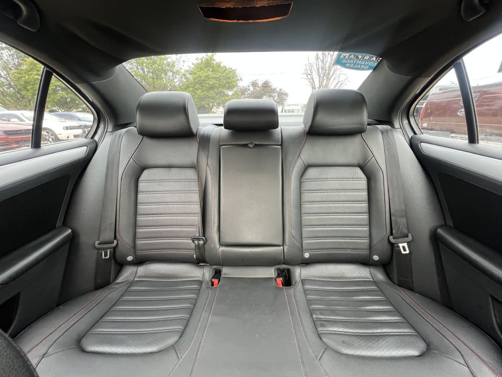 2013 Volkswagen Jetta Image 17