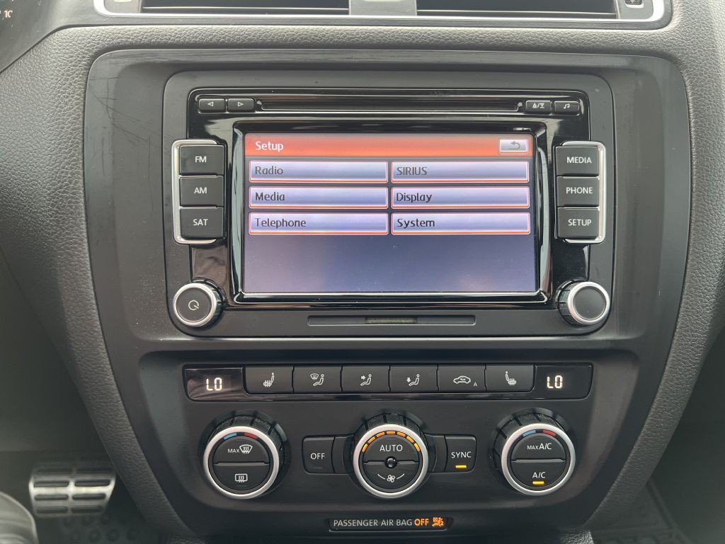 2013 Volkswagen Jetta Image 26