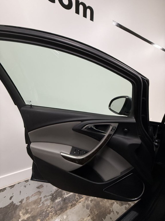 2013 Buick Verano Image 16