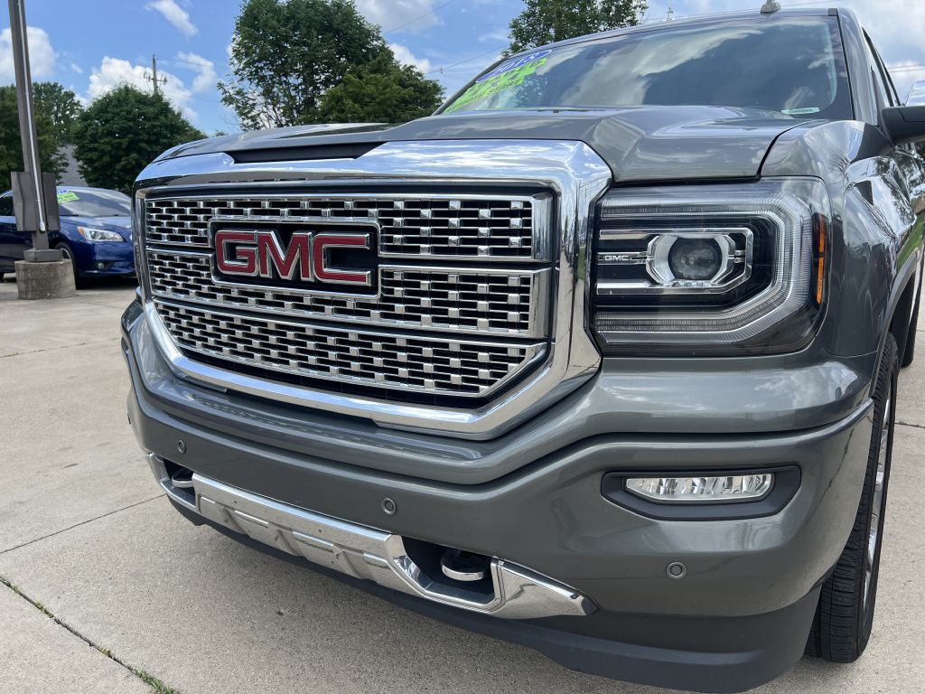 2018 GMC Sierra Image 8