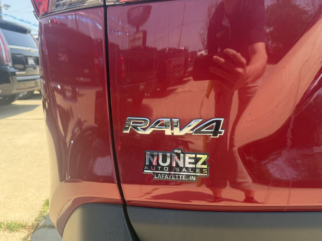 2022 Toyota Rav4 Image 9