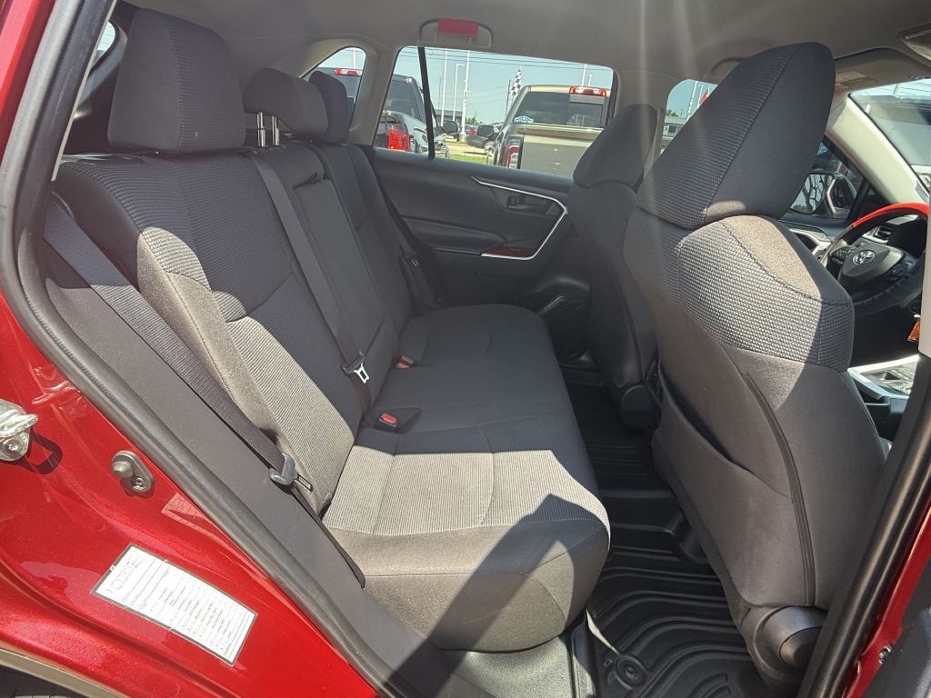 2022 Toyota Rav4 Image 18