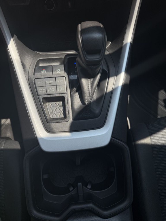 2022 Toyota Rav4 Image 28