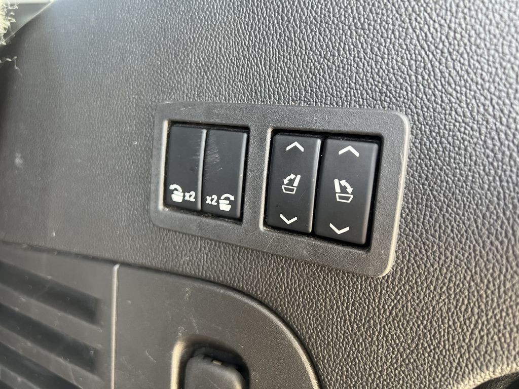 2015 GMC Yukon Image 25