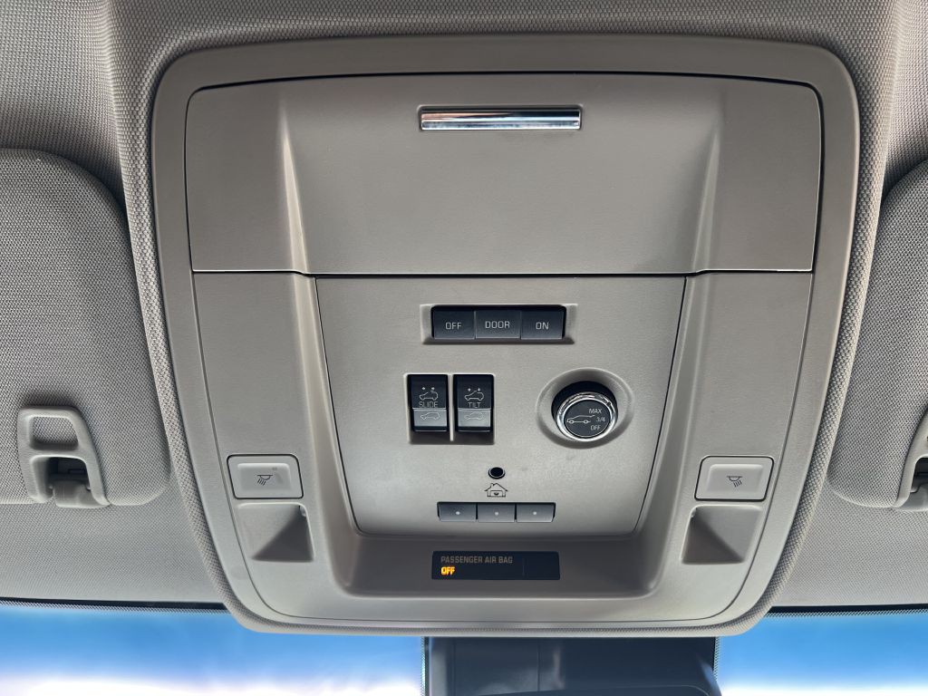 2015 GMC Yukon Image 42