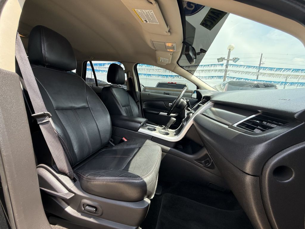 2013 Ford Edge Image 19