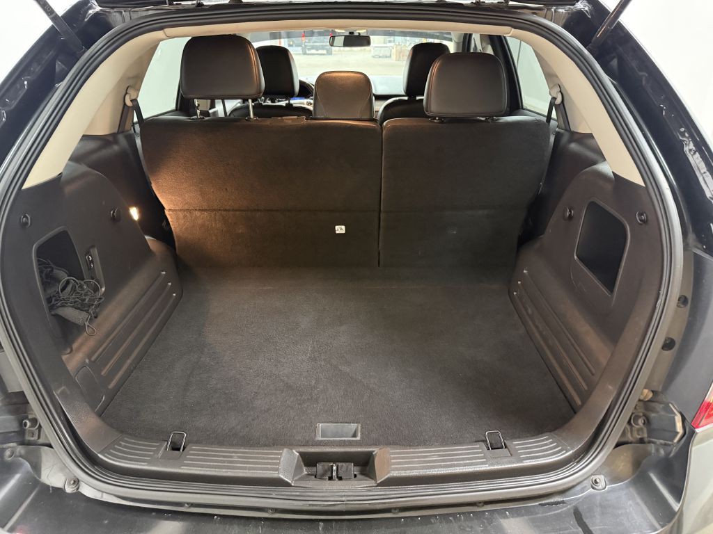 2013 Ford Edge Image 16