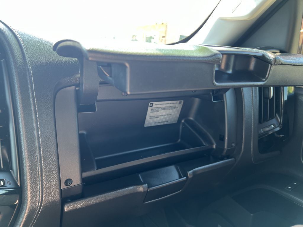 2018 GMC Sierra Image 37