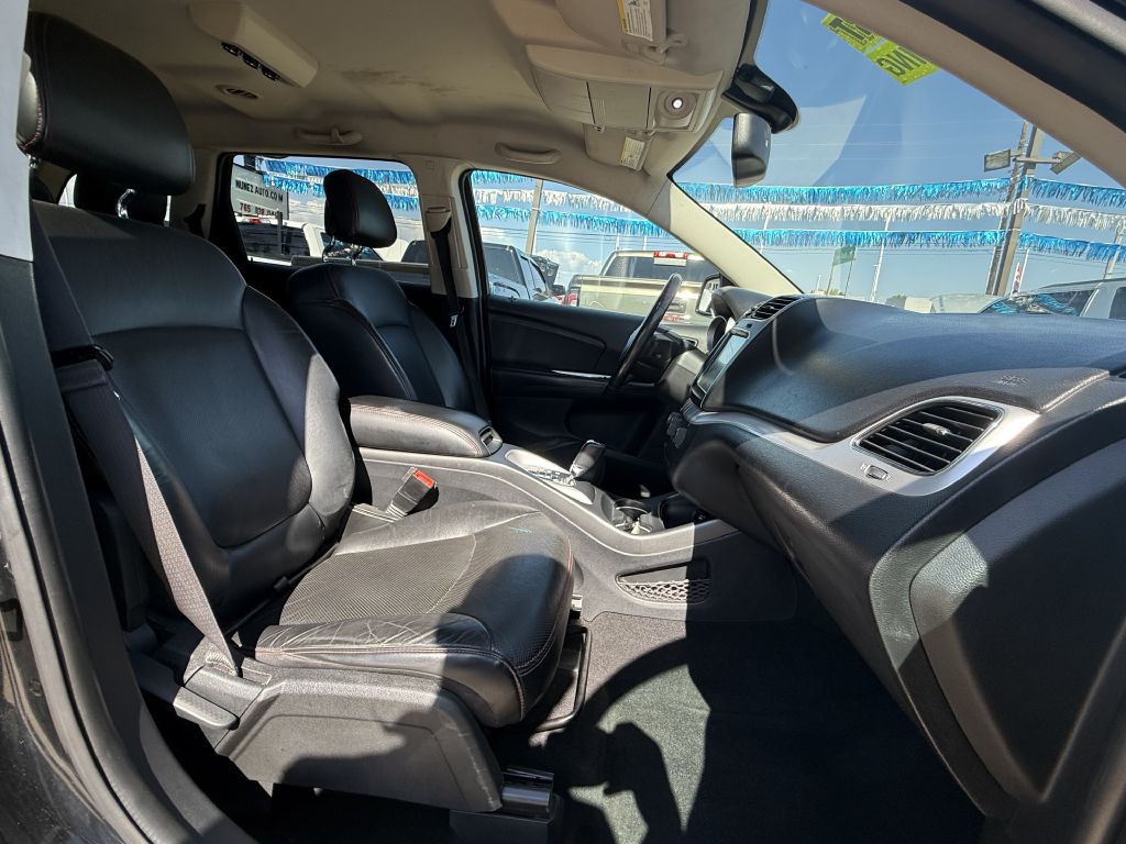 2017 Dodge Journey Image 12