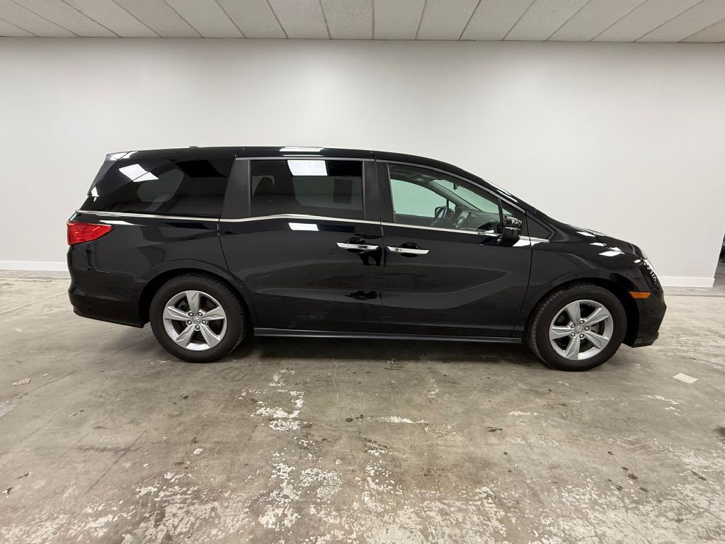 2019 Honda Odyssey Image 2