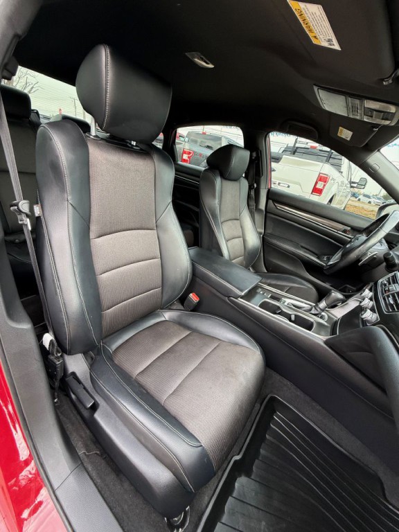 2018 Honda Accord Image 13