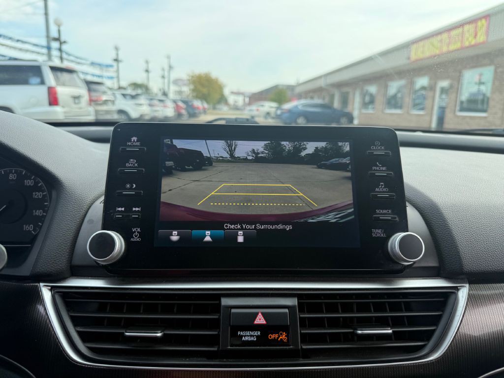 2018 Honda Accord Image 22