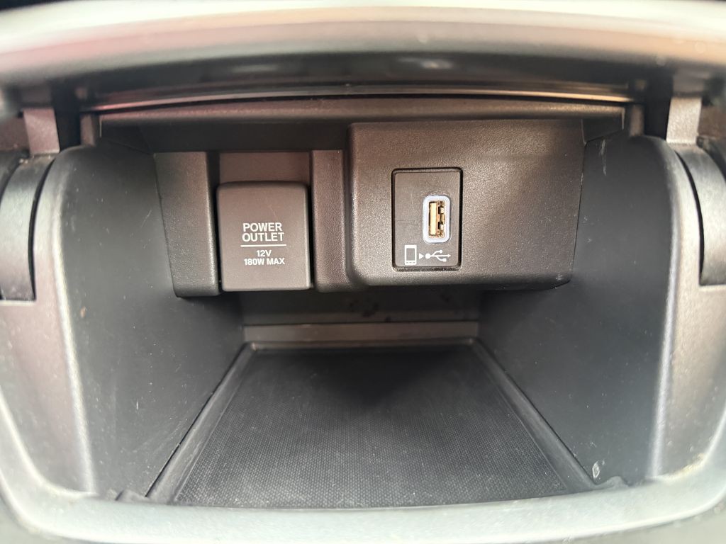 2018 Honda Accord Image 25