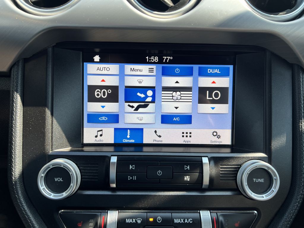 2019 Ford Mustang Image 24